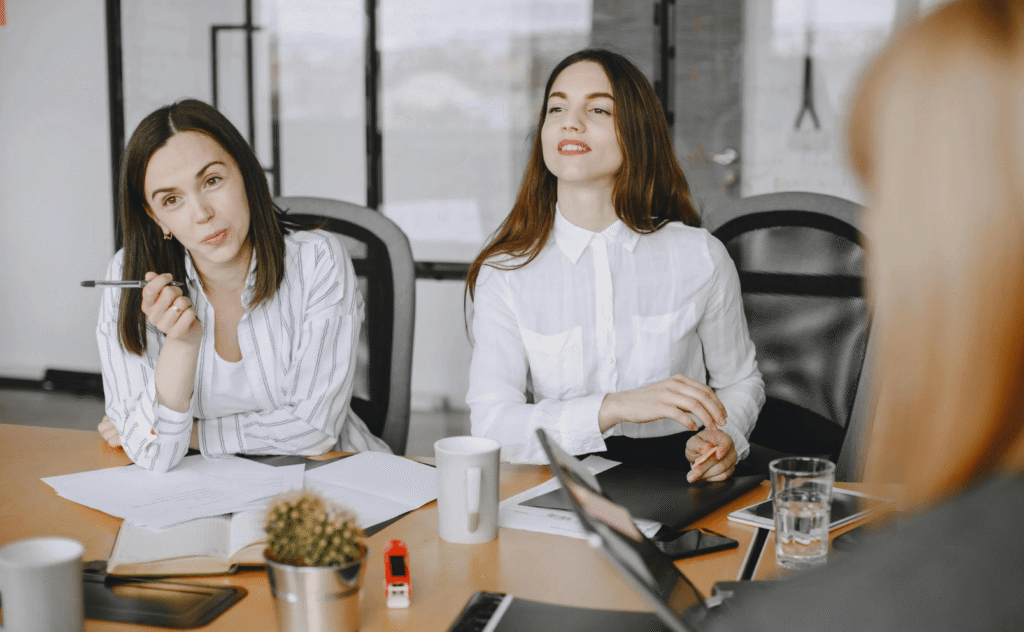 avoiding eye contact in meeting